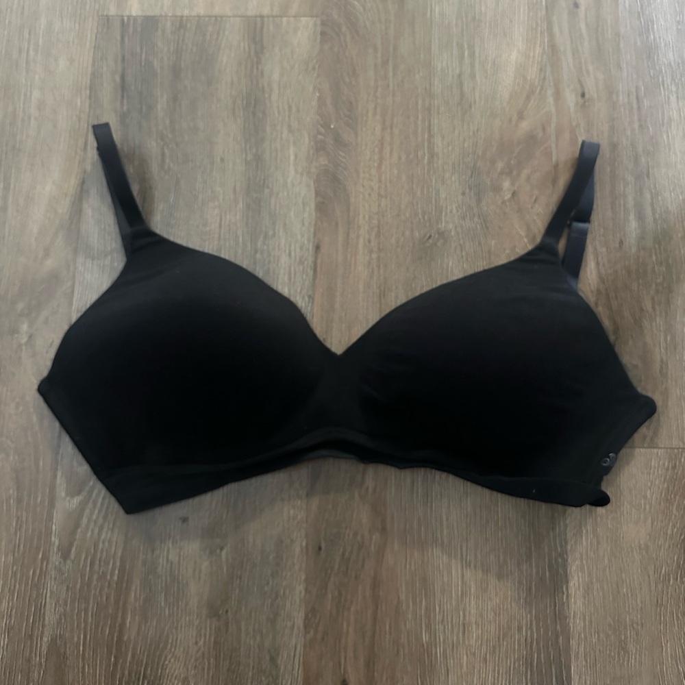 VS PINK Wear Everywhere Wireless Lightly Lined Bra
